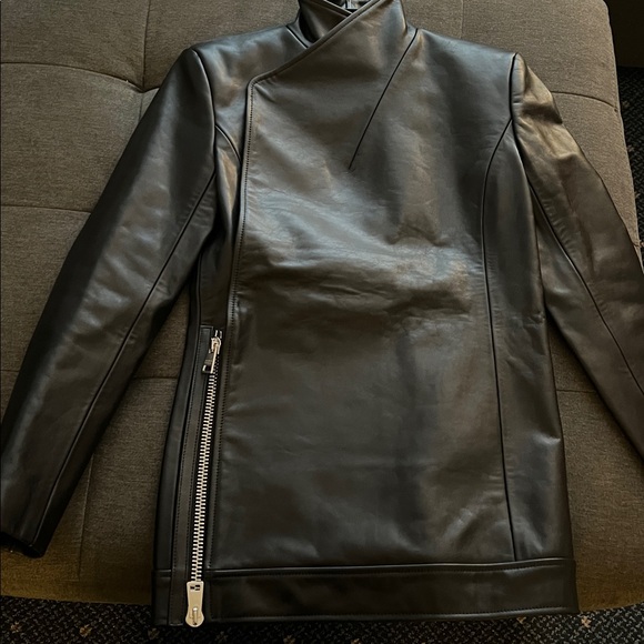 The Lottie double breasted leather jacket - Picture 5 of 8